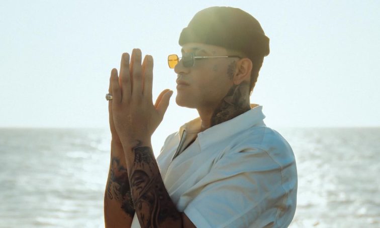 Kapo estrena oficialmente ‘UWAIE’ 1